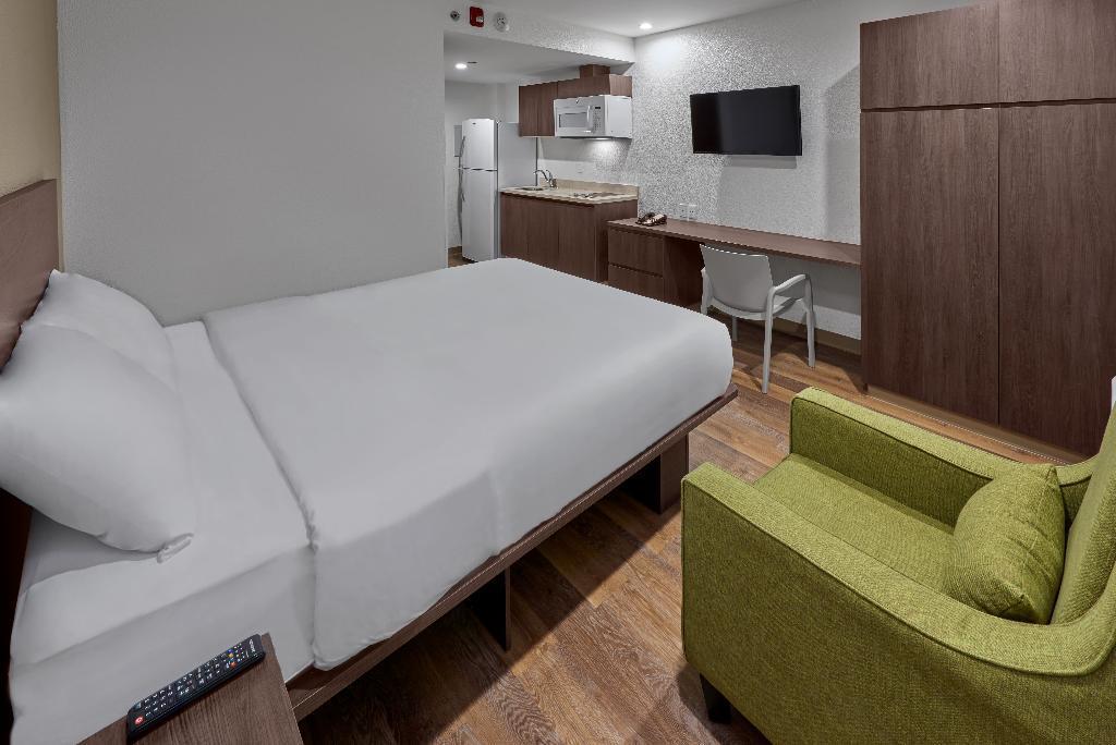 Extended Suites Queretaro Juriquilla Exterior photo